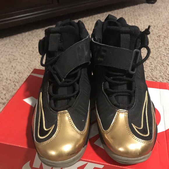 Nike Other - Ken Griffey’s size 9
